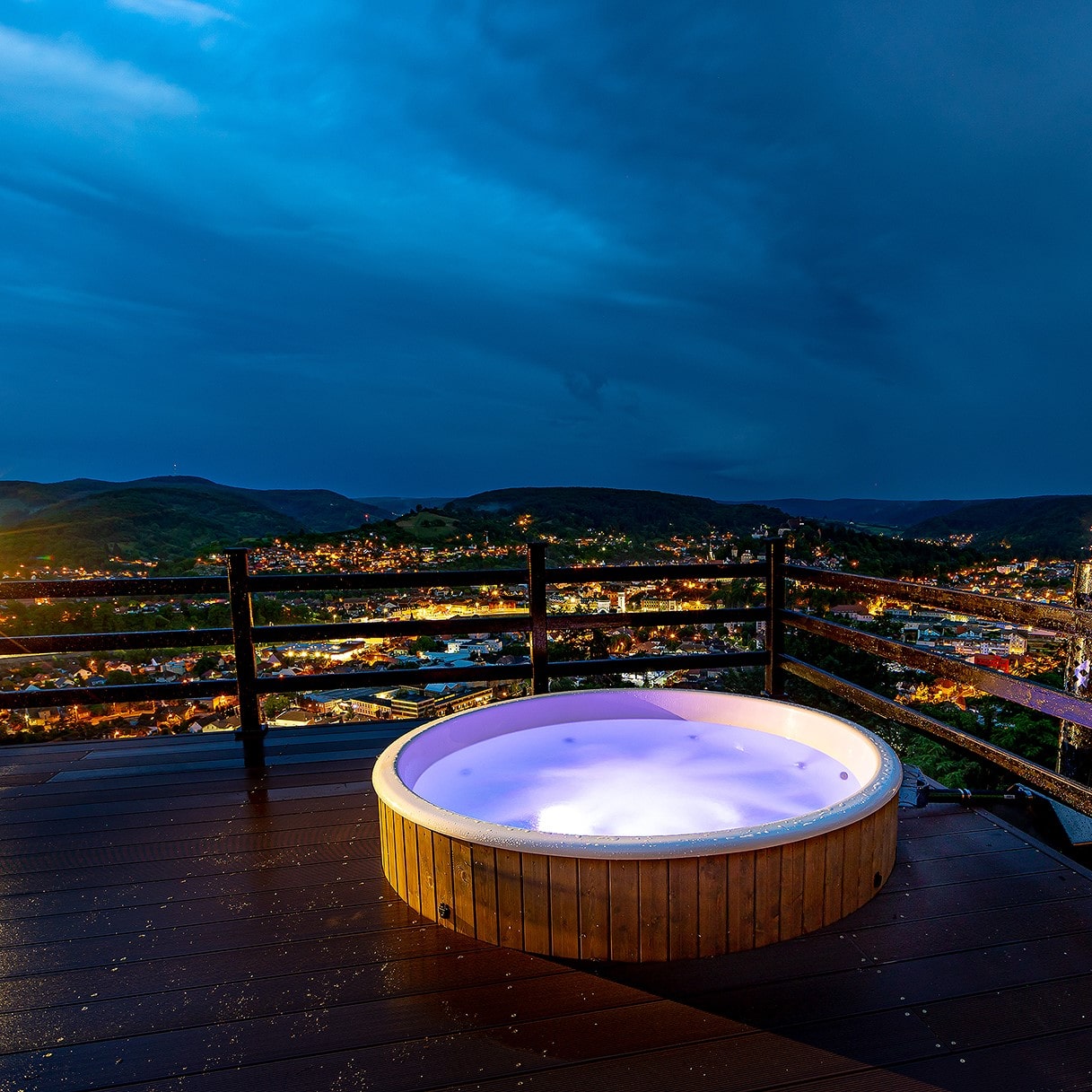 Jacuzzi încălzit