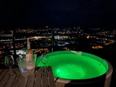 Jacuzzi